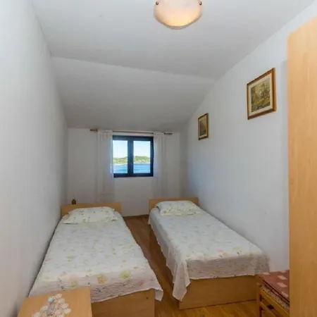 Apartments Jaksa Apartment *