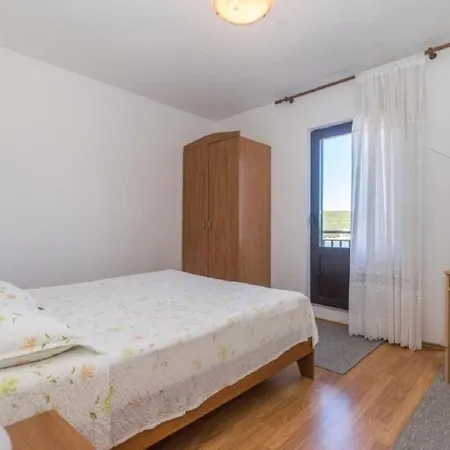 Apartments Jaksa